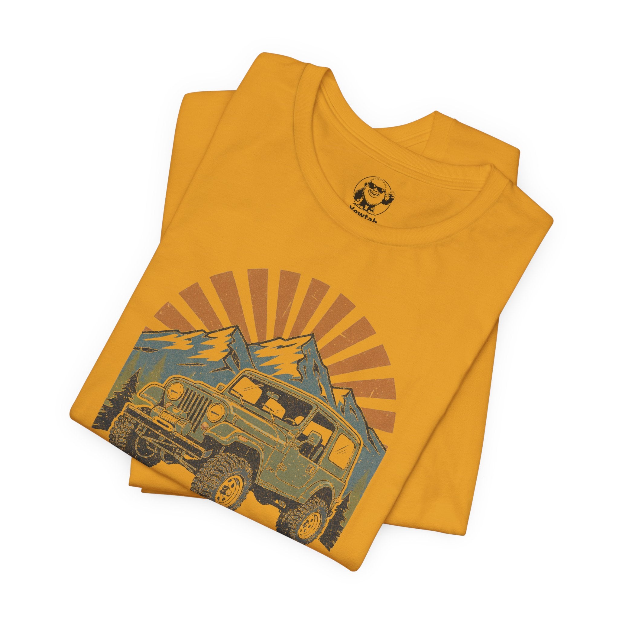 Vintage 4x4 Adventure Tee — Sunset Mountain Off-Road Graphic T-Shirt