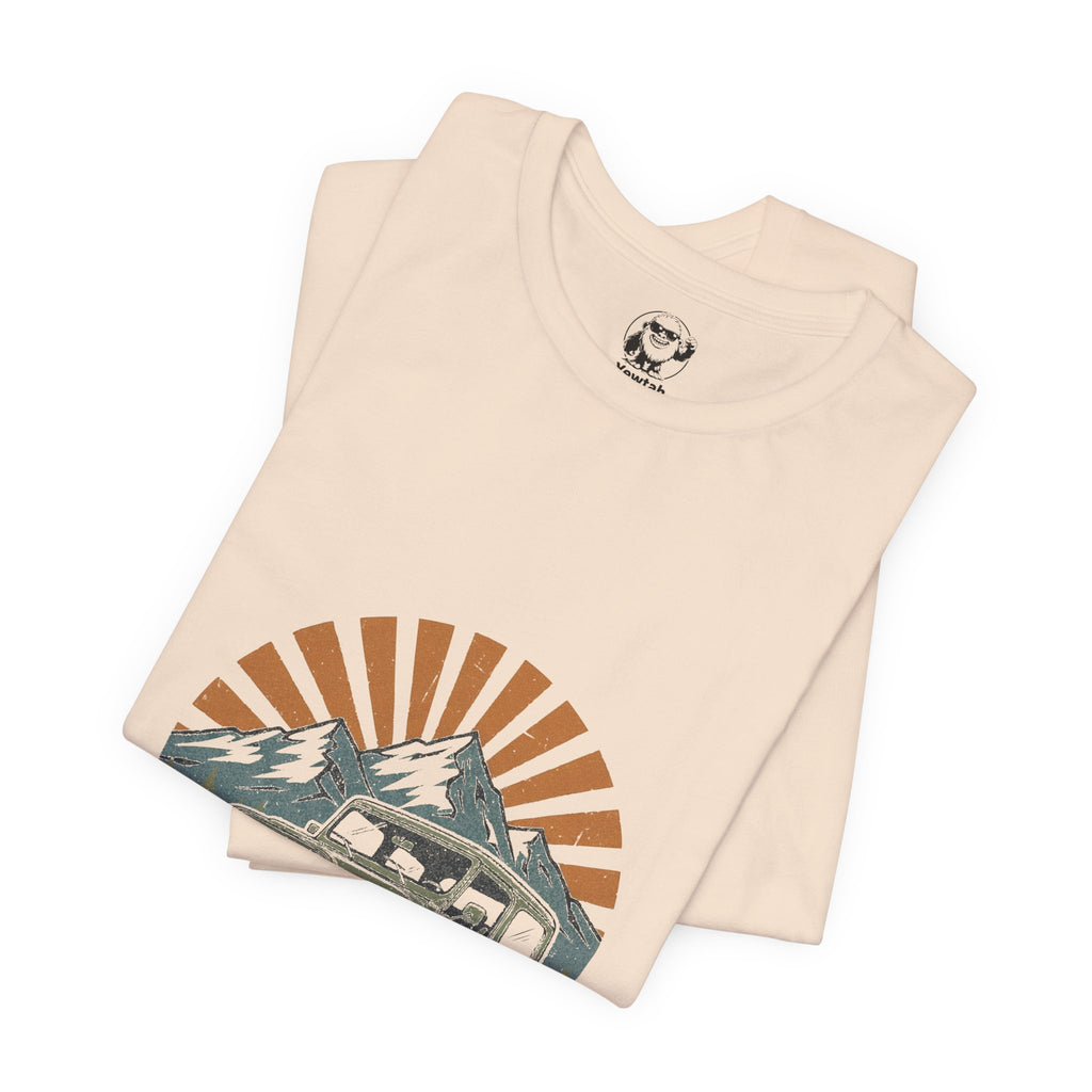 Vintage 4x4 Adventure Tee — Sunset Mountain Off-Road Graphic T-Shirt