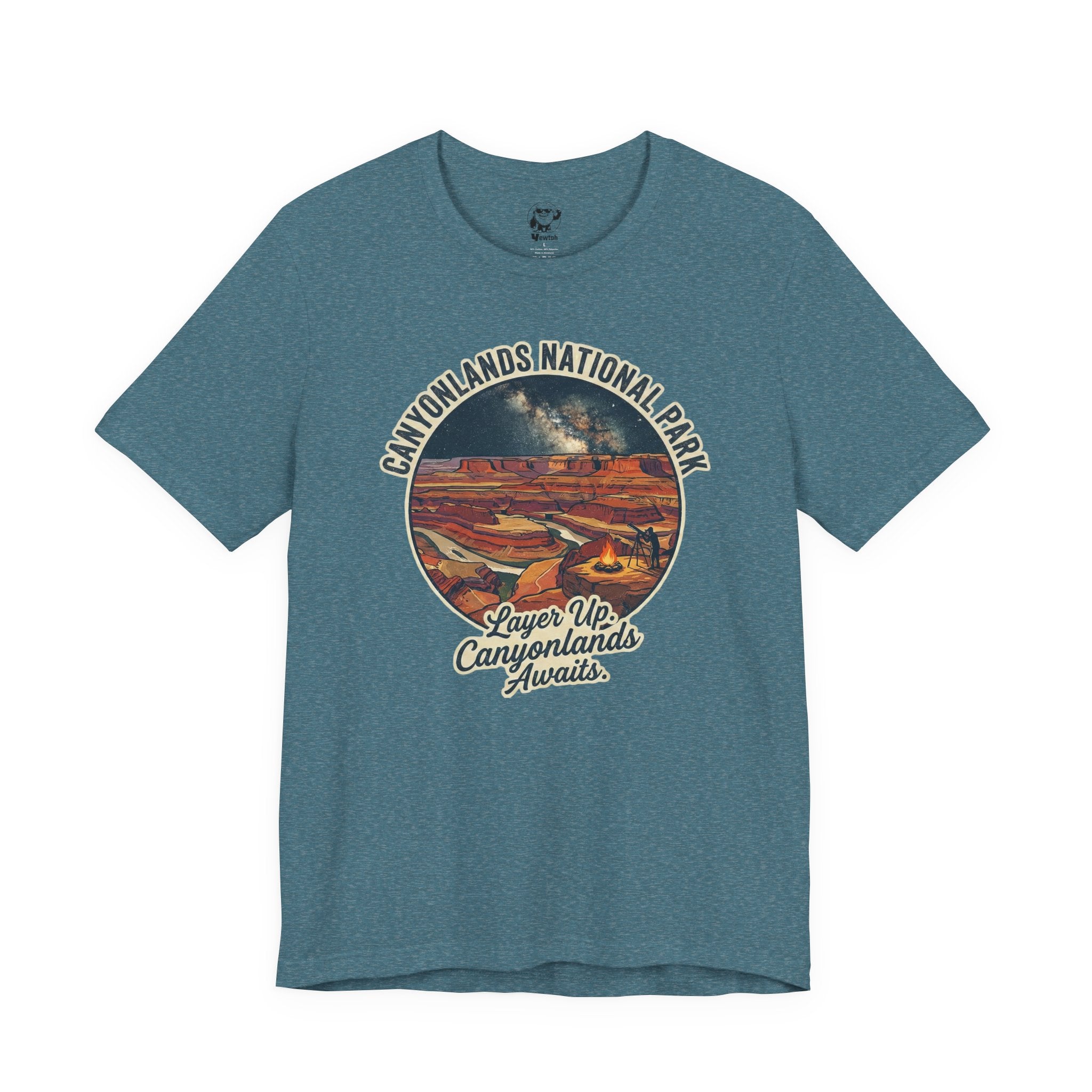 Canyonlands National Park Vintage Tee — "Layer Up, Canyonlands Awaits"